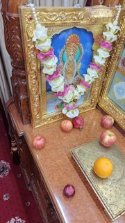 Cardiff Temple Murti Darshan