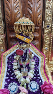 Cardiff Temple Murti Darshan