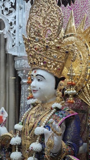 Cardiff Temple Murti Darshan