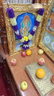 Cardiff Temple Murti Darshan