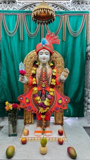 Cardiff Temple Murti Darshan