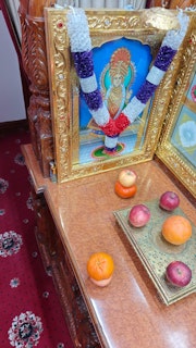 Cardiff Temple Murti Darshan