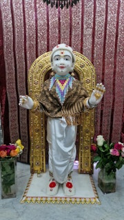 Cardiff Temple Murti Darshan