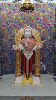 Cardiff Temple Murti Darshan
