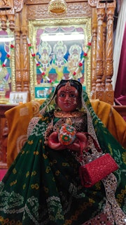 Cardiff Temple Murti Darshan