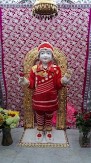 Cardiff Temple Murti Darshan