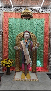 Cardiff Temple Murti Darshan