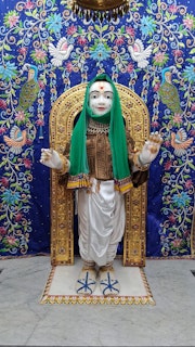 Cardiff Temple Murti Darshan