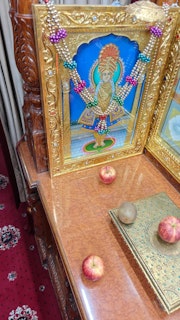 Cardiff Temple Murti Darshan