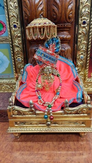 Cardiff Temple Murti Darshan