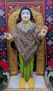 Cardiff Temple Murti Darshan