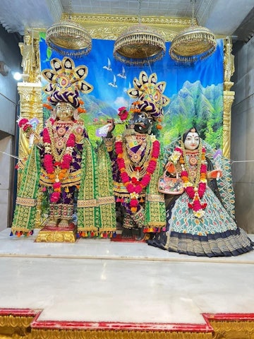Chhapaiya Temple Murti Darshan