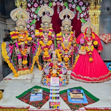 Chhapaiya Temple Murti Darshan