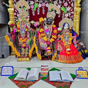 Chhapaiya Temple Murti Darshan