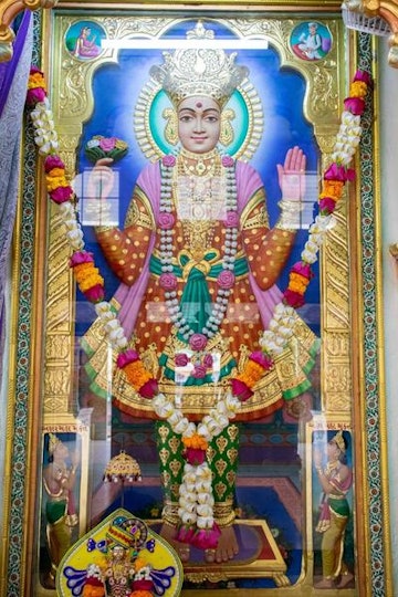 Dar es Salaam Temple Murti Darshan