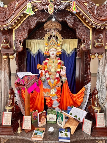 Dar es Salaam Temple Murti Darshan