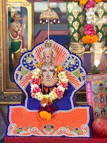 Dar es Salaam Temple Murti Darshan