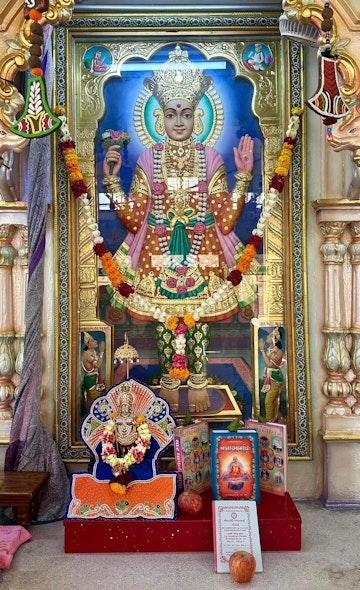 Dar es Salaam Temple Murti Darshan