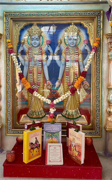 Dar es Salaam Temple Murti Darshan