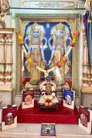 Dar es Salaam Temple Murti Darshan