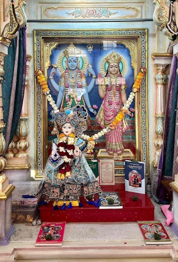 Dar es Salaam Temple Murti Darshan