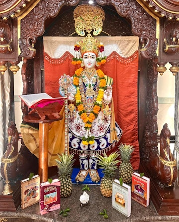 Dar es Salaam Temple Murti Darshan