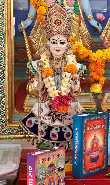 Dar es Salaam Temple Murti Darshan