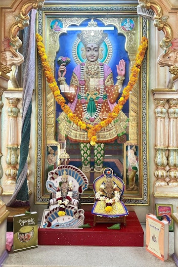 Dar es Salaam Temple Murti Darshan