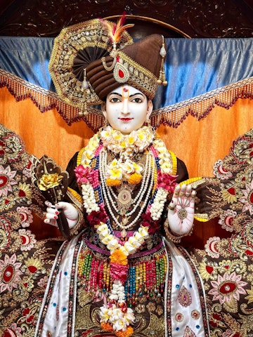 Dar es Salaam Temple Murti Darshan