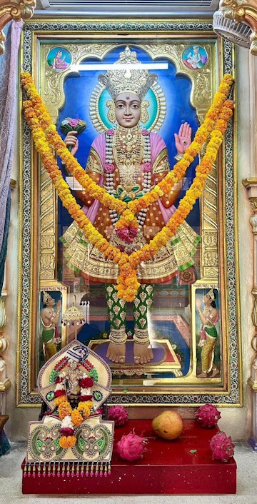 Dar es Salaam Temple Murti Darshan