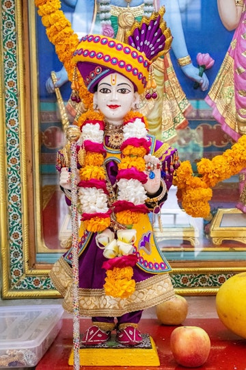 Dar es Salaam Temple Murti Darshan