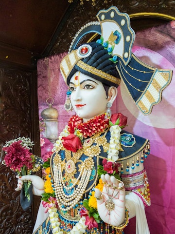 Dar es Salaam Temple Murti Darshan