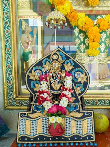 Dar es Salaam Temple Murti Darshan