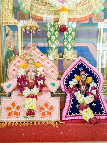 Dar es Salaam Temple Murti Darshan