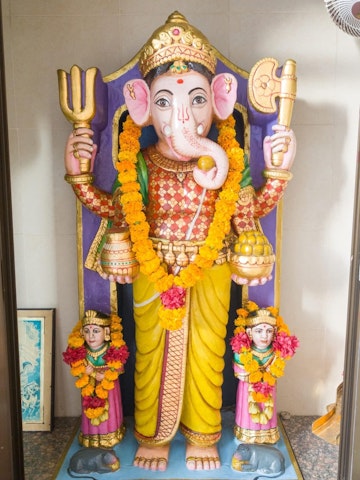 Dar es Salaam Temple Murti Darshan