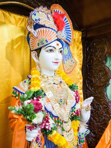 Dar es Salaam Temple Murti Darshan