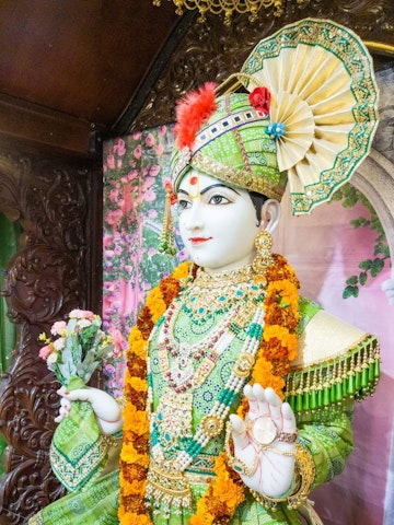 Dar es Salaam Temple Murti Darshan