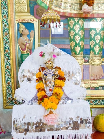 Dar es Salaam Temple Murti Darshan