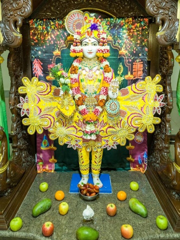 Dar es Salaam Temple Murti Darshan