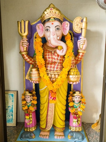 Dar es Salaam Temple Murti Darshan