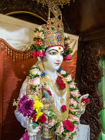 Dar es Salaam Temple Murti Darshan