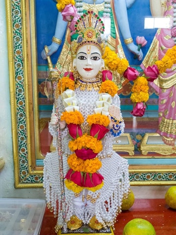 Dar es Salaam Temple Murti Darshan