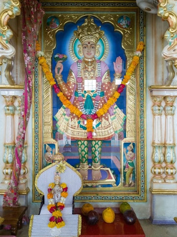 Dar es Salaam Temple Murti Darshan