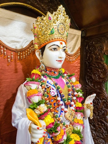 Dar es Salaam Temple Murti Darshan