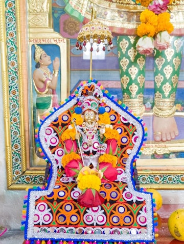 Dar es Salaam Temple Murti Darshan