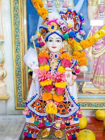 Dar es Salaam Temple Murti Darshan