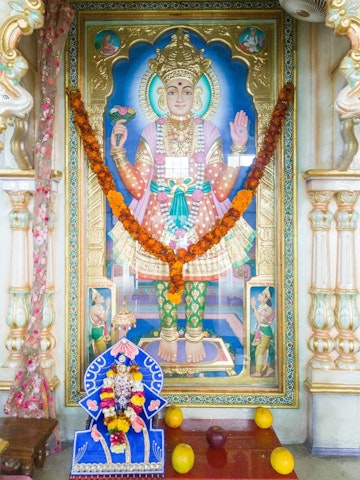 Dar es Salaam Temple Murti Darshan
