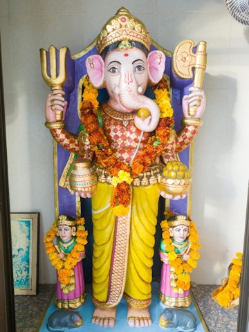 Dar es Salaam Temple Murti Darshan