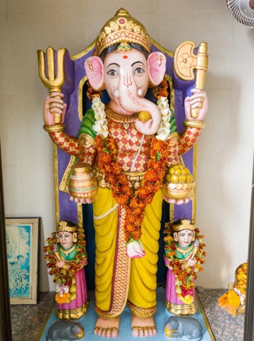 Dar es Salaam Temple Murti Darshan