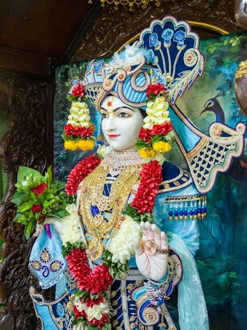 Dar es Salaam Temple Murti Darshan